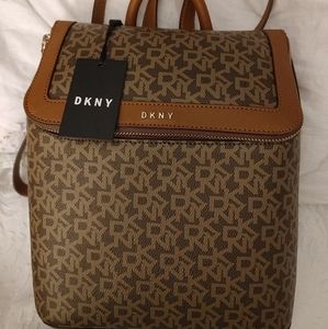 Dkny bradee backpack